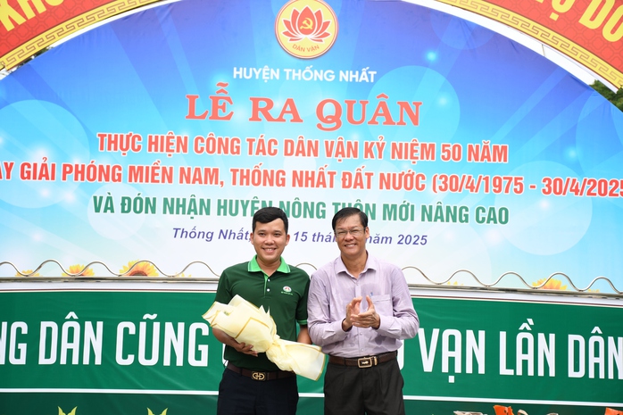 Khánh thành "Đường cờ Tổ quốc" tại Đồng Nai- Ảnh 14. Khánh thành "Đường cờ Tổ quốc" tại Đồng Nai- Ảnh 14.