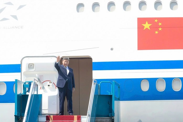 Thủ tướng Phạm Minh Chính ra sân bay tiễn Tổng Bí thư, Chủ tịch Trung Quốc Tập Cận Bình- Ảnh 8. Thủ tướng Phạm Minh Chính ra sân bay tiễn Tổng Bí thư, Chủ tịch Trung Quốc Tập Cận Bình- Ảnh 8.
