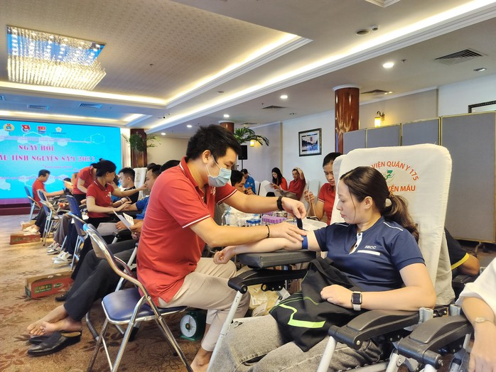 50 NĂM GIƯƠNG CAO NGỌN CỜ ĐẦU (*): Dấu ấn nghĩa tình, sáng tạo- Ảnh 5. 50 NĂM GIƯƠNG CAO NGỌN CỜ ĐẦU (*): Dấu ấn nghĩa tình, sáng tạo- Ảnh 5.