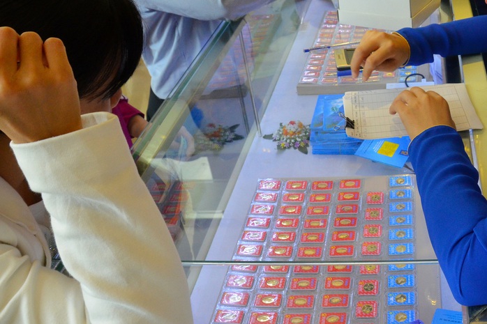 Giá vàng hôm nay 16-4: Bật tăng trở lại- Ảnh 1. Giá vàng hôm nay 16-4: Bật tăng trở lại- Ảnh 1.
