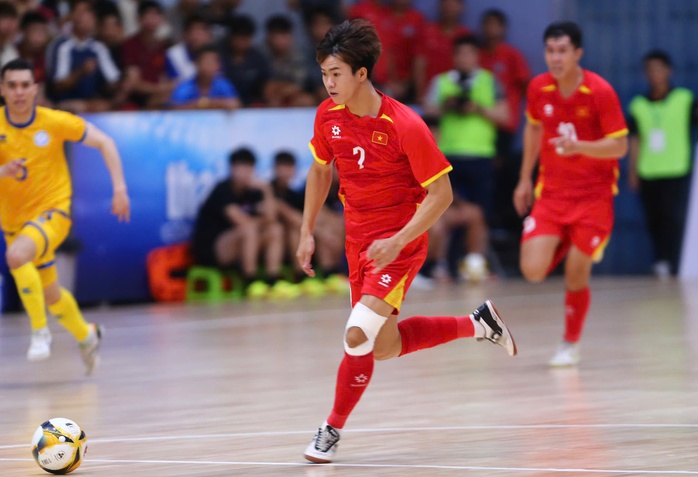 Tuyển futsal Việt Nam khiến đội tốp 7 thế giới Kazakhstan vuột chiến thắng- Ảnh 1. Tuyển futsal Việt Nam khiến đội tốp 7 thế giới Kazakhstan vuột chiến thắng- Ảnh 1.
