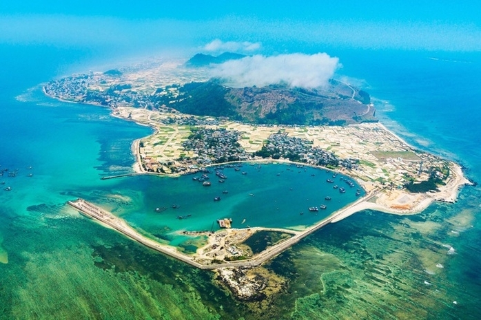 Huyện đảo Lý Sơn sẽ thành đặc khu Lý Sơn- Ảnh 1. Huyện đảo Lý Sơn sẽ thành đặc khu Lý Sơn- Ảnh 1.