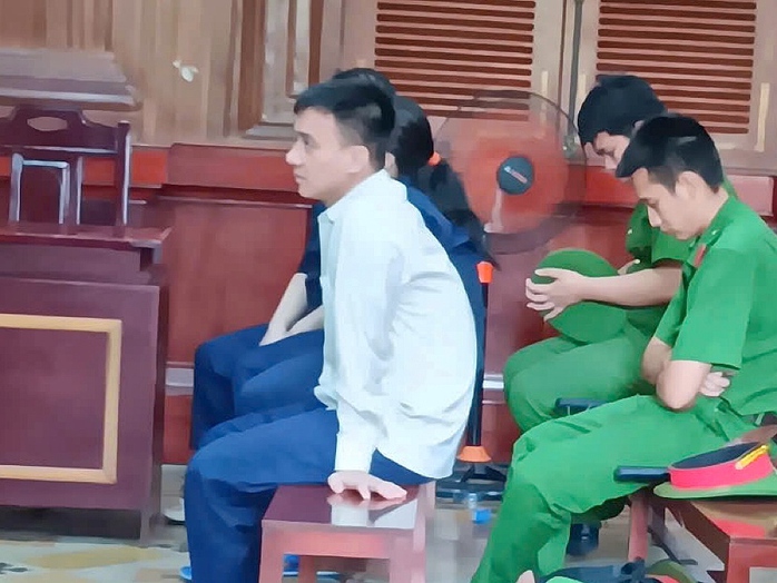 Đang xét xử "tác giả" loạt dự án bất động sản "ma" ở TP Thủ Đức- Ảnh 1. Đang xét xử "tác giả" loạt dự án bất động sản "ma" ở TP Thủ Đức- Ảnh 1.