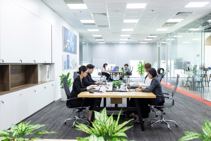 Một tập đoàn quyết định bất ngờ khiến hàng vạn sinh viên nức lòng- Ảnh 1. Một tập đoàn quyết định bất ngờ khiến hàng vạn sinh viên nức lòng- Ảnh 1.