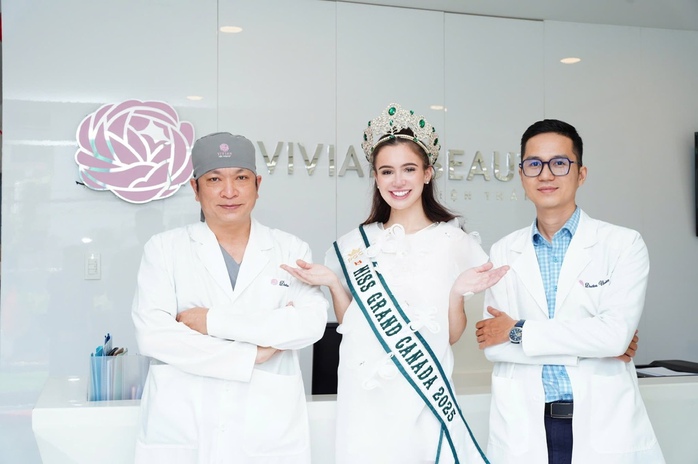 Lý do Miss Grand Canada 2025 đến Việt Nam "nâng tầm" nhan sắc
- Ảnh 1. Lý do Miss Grand Canada 2025 đến Việt Nam "nâng tầm" nhan sắc
- Ảnh 1.