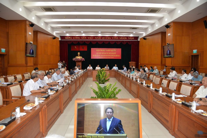 Hội nghị toàn quốc quán triệt, triển khai thực hiện Nghị quyết Hội nghị Trung ương 11- Ảnh 3. Hội nghị toàn quốc quán triệt, triển khai thực hiện Nghị quyết Hội nghị Trung ương 11- Ảnh 3.