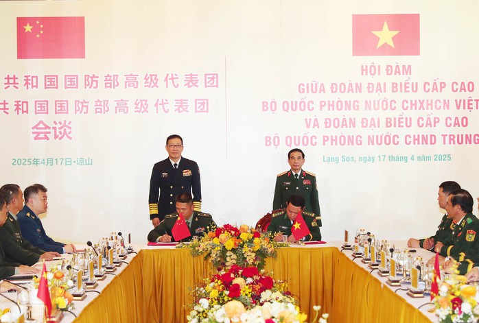 Hai Bộ Quốc Phòng Việt Nam - Trung Quốc hợp tác quản lý biên giới trên đất liền, trên biển- Ảnh 3. Hai Bộ Quốc Phòng Việt Nam - Trung Quốc hợp tác quản lý biên giới trên đất liền, trên biển- Ảnh 3.