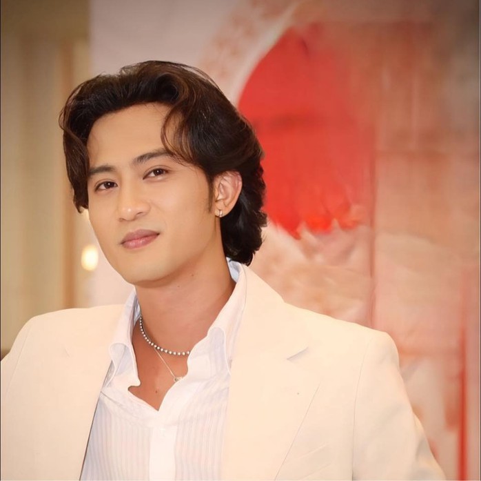 Sau Quyền Linh, Quang Minh, diễn viên nào lên tiếng vụ quảng cáo sữa- Ảnh 1. Sau Quyền Linh, Quang Minh, diễn viên nào lên tiếng vụ quảng cáo sữa- Ảnh 1.