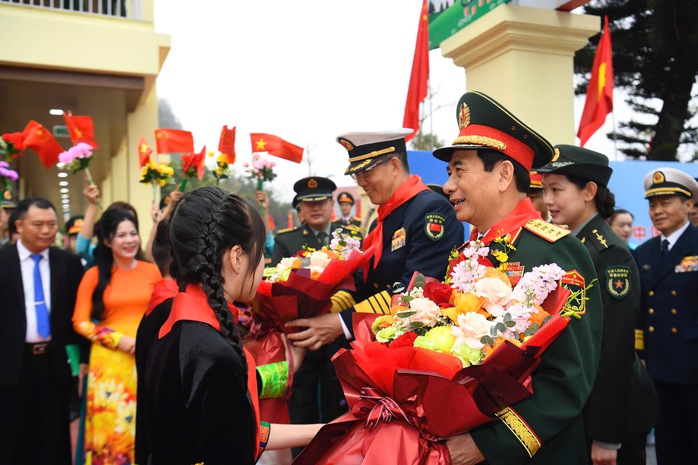 Bộ trưởng Phan Văn Giang đón Bộ trưởng Quốc phòng Trung Quốc sang Việt Nam giao lưu hữu nghị- Ảnh 6. Bộ trưởng Phan Văn Giang đón Bộ trưởng Quốc phòng Trung Quốc sang Việt Nam giao lưu hữu nghị- Ảnh 6.