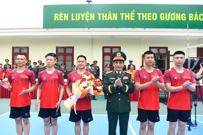 Bộ trưởng Phan Văn Giang đón Bộ trưởng Quốc phòng Trung Quốc sang Việt Nam giao lưu hữu nghị- Ảnh 11. Bộ trưởng Phan Văn Giang đón Bộ trưởng Quốc phòng Trung Quốc sang Việt Nam giao lưu hữu nghị- Ảnh 11.