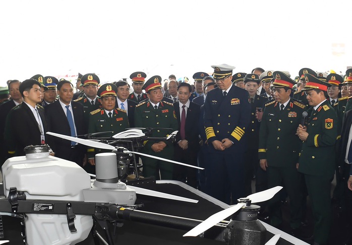 Bộ trưởng Phan Văn Giang đón Bộ trưởng Quốc phòng Trung Quốc sang Việt Nam giao lưu hữu nghị- Ảnh 14. Bộ trưởng Phan Văn Giang đón Bộ trưởng Quốc phòng Trung Quốc sang Việt Nam giao lưu hữu nghị- Ảnh 14.