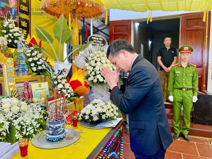Thiếu tá Nguyễn Đăng Khải hy sinh khi hoài bão còn dang dở- Ảnh 4. Thiếu tá Nguyễn Đăng Khải hy sinh khi hoài bão còn dang dở- Ảnh 4.
