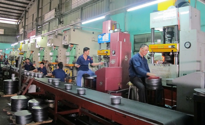 Doanh nghiệp cho công nhân nghỉ lễ dài ngày, thưởng cao- Ảnh 3. Doanh nghiệp cho công nhân nghỉ lễ dài ngày, thưởng cao- Ảnh 3.