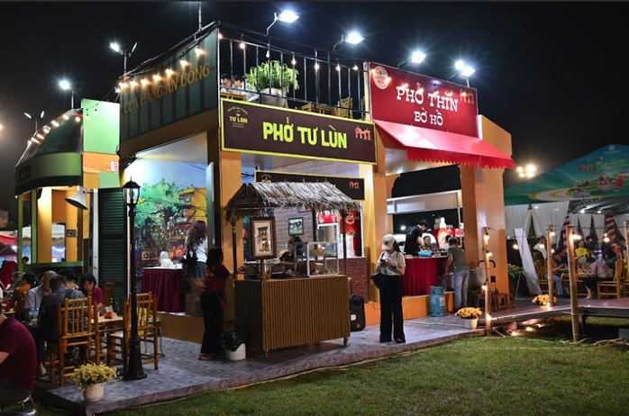 Khai mạc Festival Phở 2025: Tôn vinh tinh hoa phở Việt- Ảnh 4. Khai mạc Festival Phở 2025: Tôn vinh tinh hoa phở Việt- Ảnh 4.