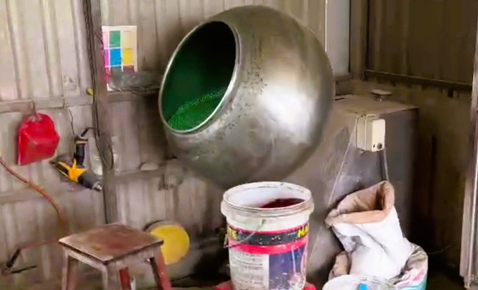 Vụ phá đường dây thuốc giả quy mô toàn quốc: Những hình ảnh ghê người- Ảnh 2. Vụ phá đường dây thuốc giả quy mô toàn quốc: Những hình ảnh ghê người- Ảnh 2.
