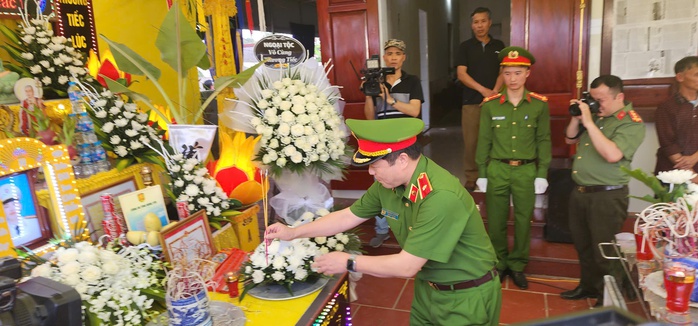 Thiếu tá Nguyễn Đăng Khải hy sinh khi hoài bão còn dang dở- Ảnh 1. Thiếu tá Nguyễn Đăng Khải hy sinh khi hoài bão còn dang dở- Ảnh 1.