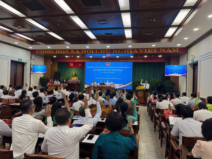 Kỳ họp mang tính lịch sử- Ảnh 1. Kỳ họp mang tính lịch sử- Ảnh 1.