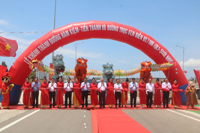 Bình Thuận 50 năm: Một hành trình khát vọng- Ảnh 2. Bình Thuận 50 năm: Một hành trình khát vọng- Ảnh 2.