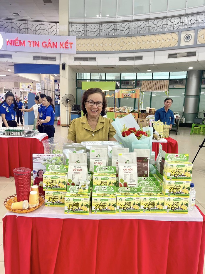 Co.opmart Tam Kỳ kết nối, lan tỏa sản phẩm OCOP tỉnh Quảng Nam- Ảnh 2. Co.opmart Tam Kỳ kết nối, lan tỏa sản phẩm OCOP tỉnh Quảng Nam- Ảnh 2.