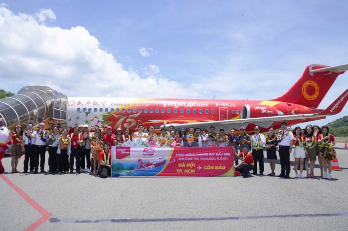 Vietjet mở hai đường bay thẳng đến Côn Đảo, khai thác bằng máy bay COMAC- Ảnh 1. Vietjet mở hai đường bay thẳng đến Côn Đảo, khai thác bằng máy bay COMAC- Ảnh 1.
