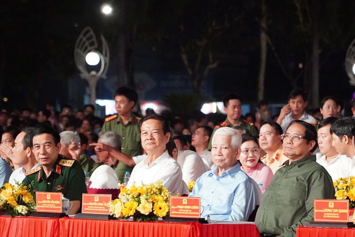 Chương trình "Ký ức để lại" ở Tây Ninh: Lời tri ân đối với các thế hệ chiến sĩ công an- Ảnh 6. Chương trình "Ký ức để lại" ở Tây Ninh: Lời tri ân đối với các thế hệ chiến sĩ công an- Ảnh 6.