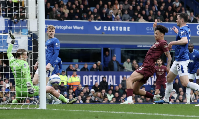 Newcastle gặp "thảm họa", Man City lại mơ tranh Top 4- Ảnh 3. Newcastle gặp "thảm họa", Man City lại mơ tranh Top 4- Ảnh 3.