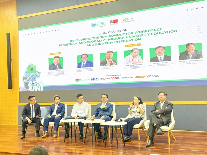 Phát triển nguồn nhân lực chất lượng cao ngành bán dẫn- Ảnh 1. Phát triển nguồn nhân lực chất lượng cao ngành bán dẫn- Ảnh 1.