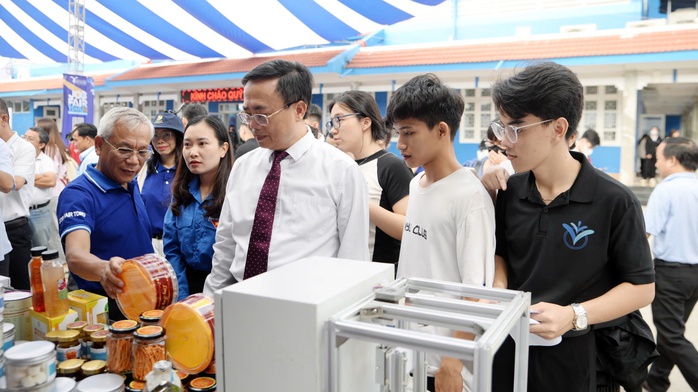 Hơn 1.000 vị trí việc làm "chào mời" sinh viên Trường Đại học Thủ Dầu Một- Ảnh 2. Hơn 1.000 vị trí việc làm "chào mời" sinh viên Trường Đại học Thủ Dầu Một- Ảnh 2.