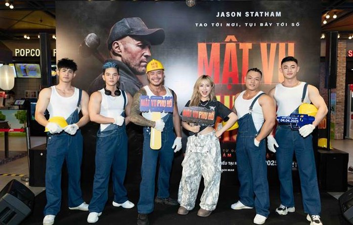 Misthy, Thanh Hương, Diễm Hằng… tụ hội thảm đỏ- Ảnh 1. Misthy, Thanh Hương, Diễm Hằng… tụ hội thảm đỏ- Ảnh 1.