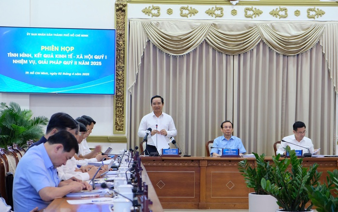 Chủ tịch UBND TP HCM Nguyễn Văn Được phát biểu tại phiên họpẢnh: NGUYỄN PHAN Chủ tịch UBND TP HCM Nguyễn Văn Được phát biểu tại phiên họpẢnh: NGUYỄN PHAN