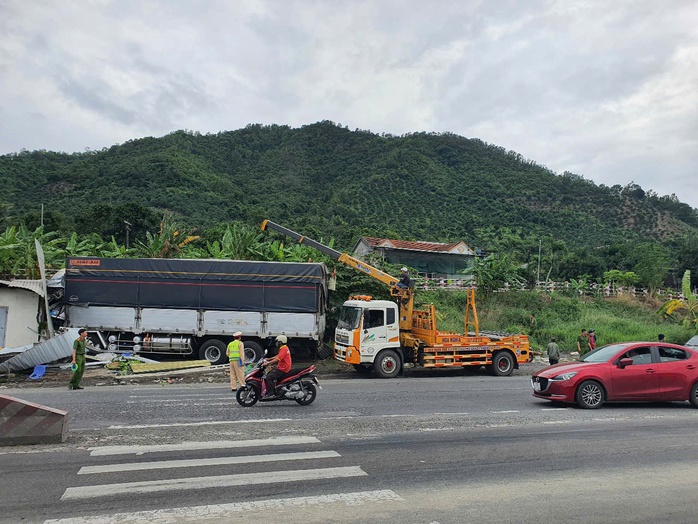 Sớm xử lý bất cập trong tổ chức giao thông- Ảnh 1.