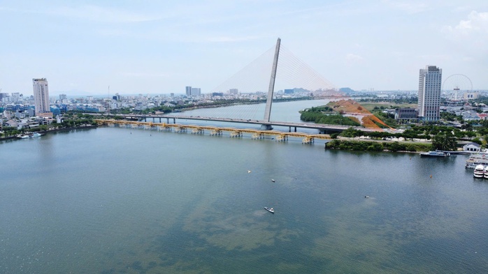 Đà Nẵng ra mắt "sổ tay thẩm định dự án đầu tư công"- Ảnh 1. Đà Nẵng ra mắt "sổ tay thẩm định dự án đầu tư công"- Ảnh 1.