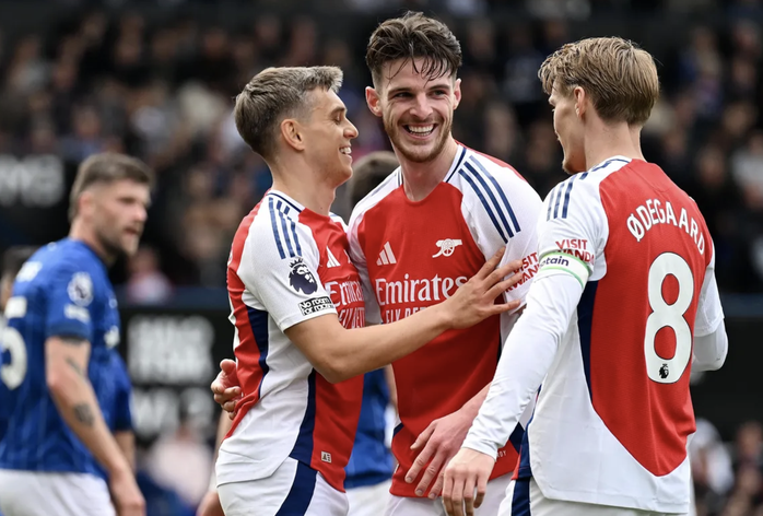 Arsenal đại thắng Ipswich Town, ngăn Liverpool vô địch sớm- Ảnh 4. Arsenal đại thắng Ipswich Town, ngăn Liverpool vô địch sớm- Ảnh 4.