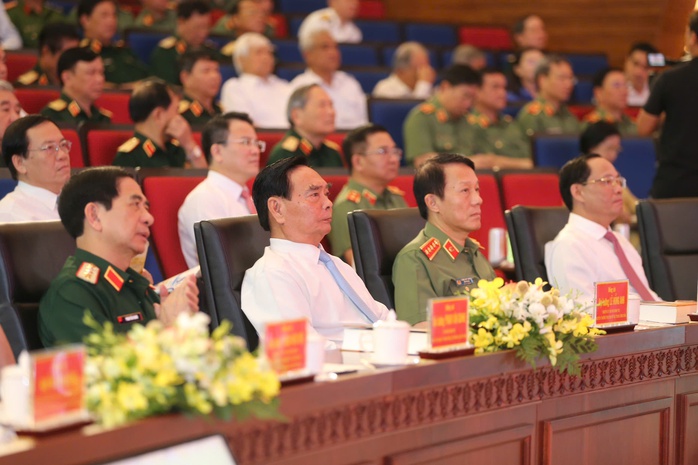 Đại thắng mùa Xuân 1975: Thắng lợi vĩ đại nhất của sự nghiệp đấu tranh giải phóng dân tộc- Ảnh 1. Đại thắng mùa Xuân 1975: Thắng lợi vĩ đại nhất của sự nghiệp đấu tranh giải phóng dân tộc- Ảnh 1.