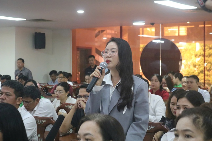 Thủ tướng Phạm Minh Chính chỉ đạo xử lý doanh nghiệp găm hàng, đội giá, buôn lậu vàng- Ảnh 3. Thủ tướng Phạm Minh Chính chỉ đạo xử lý doanh nghiệp găm hàng, đội giá, buôn lậu vàng- Ảnh 3.
