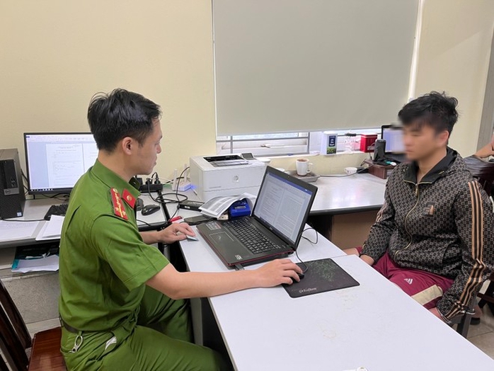 Nam sinh tông nữ công nhân môi trường tử vong khai gì?- Ảnh 1. Nam sinh tông nữ công nhân môi trường tử vong khai gì?- Ảnh 1.