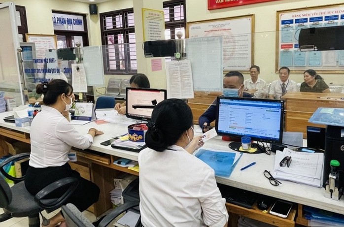 Mỗi phường, xã mới sau sắp xếp ở Hà Nội sẽ có bao nhiêu biên chế?- Ảnh 1. Mỗi phường, xã mới sau sắp xếp ở Hà Nội sẽ có bao nhiêu biên chế?- Ảnh 1.