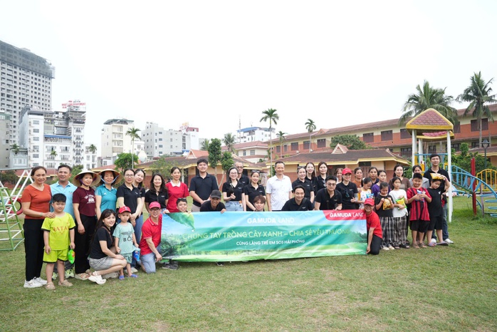 Gamuda Land Việt Nam thúc đẩy cam kết ESG qua hoạt động trồng cây tại TP HCM, Hải Phòng- Ảnh 1. Gamuda Land Việt Nam thúc đẩy cam kết ESG qua hoạt động trồng cây tại TP HCM, Hải Phòng- Ảnh 1.