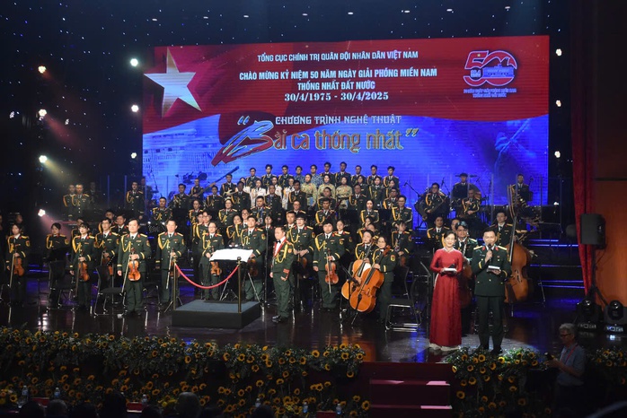 Nhìn lại chặng đường lịch sử qua “Bài ca thống nhất”- Ảnh 3.