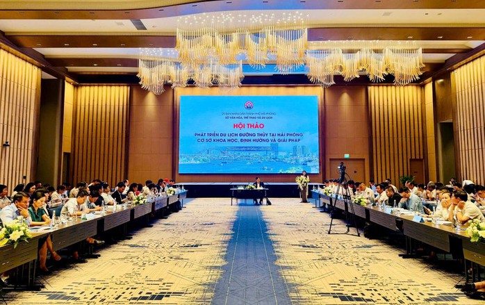 Hải Phòng tìm hướng đánh thức tiềm năng du lịch đường sông- Ảnh 1. Hải Phòng tìm hướng đánh thức tiềm năng du lịch đường sông- Ảnh 1.