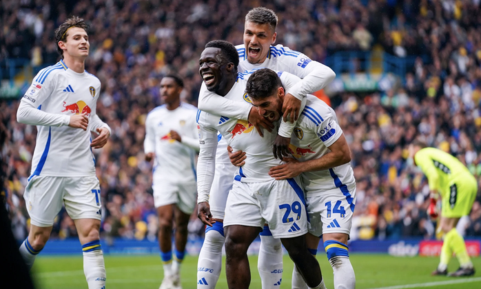 Leeds United và Burnley rủ nhau thăng hạng, Premier League có thêm 2 tân binh đáng xem - Ảnh 3.