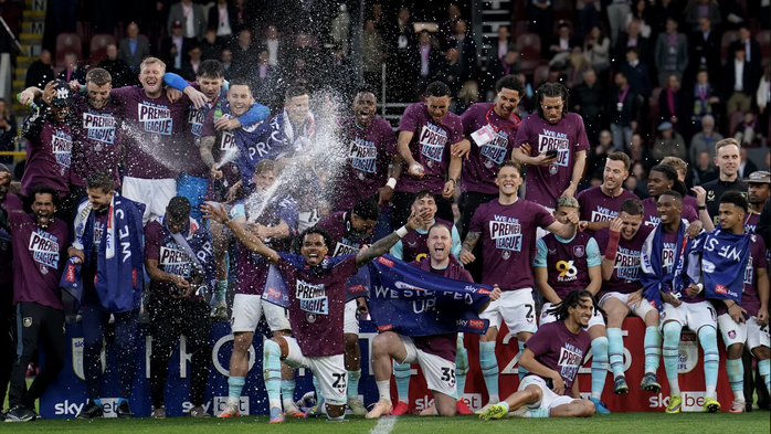 Leeds United và Burnley rủ nhau thăng hạng, Premier League có thêm 2 tân binh đáng xem - Ảnh 7.