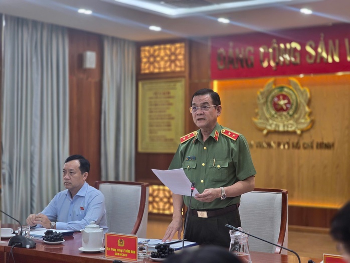 Công an TP HCM tổ chức hội thảo góp ý dự án Luật do Bộ Công an soạn thảo - Ảnh 1.