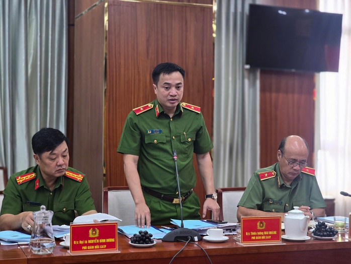 Công an TP HCM tổ chức hội thảo góp ý dự án Luật do Bộ Công an soạn thảo - Ảnh 3.