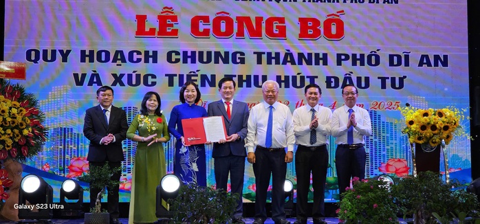TP Dĩ An (Bình Dương) chuyển đổi khu công nghiệp để phát triển thương mại - dịch vụ- Ảnh 2. TP Dĩ An (Bình Dương) chuyển đổi khu công nghiệp để phát triển thương mại - dịch vụ- Ảnh 2.
