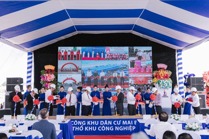 Khởi công hai dự án lớn, hướng tới 50 năm Đại thắng mùa Xuân- Ảnh 1.