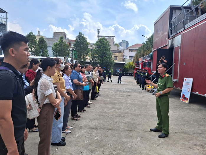 Trang bị kỹ năng PCCC cho đoàn viên - lao động- Ảnh 1. Trang bị kỹ năng PCCC cho đoàn viên - lao động- Ảnh 1.
