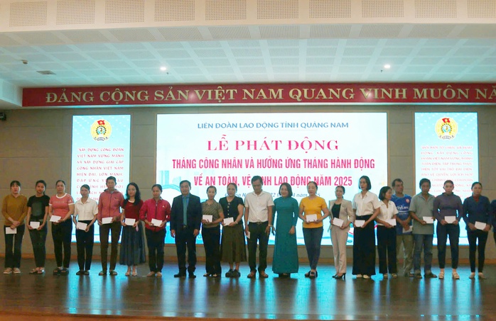 LĐLĐ Quảng Nam phát động Tháng Công nhân - Ảnh 3.