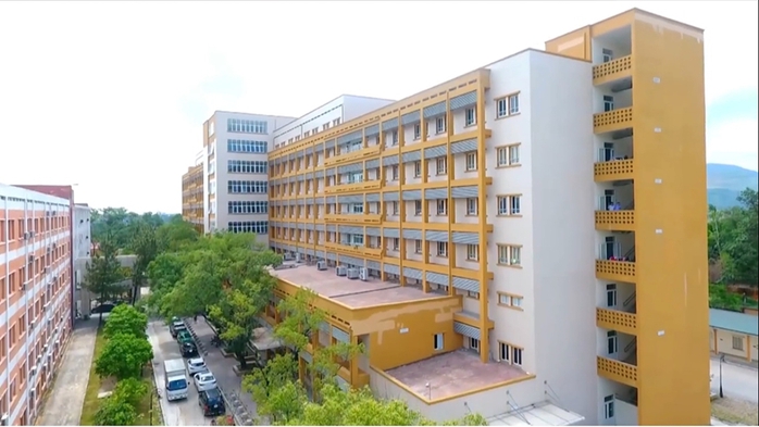 Điều tra nguyên nhân một cụ ông tử vong trong khuôn viện bệnh viện - Ảnh 1.
