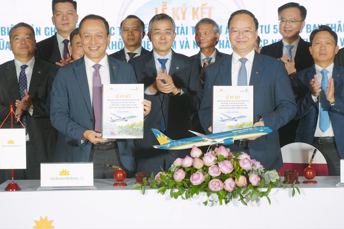 Vietnam Airlines "bắt tay" Vietcombank thu xếp vốn đầu tư 50 máy bay thân hẹp- Ảnh 1.